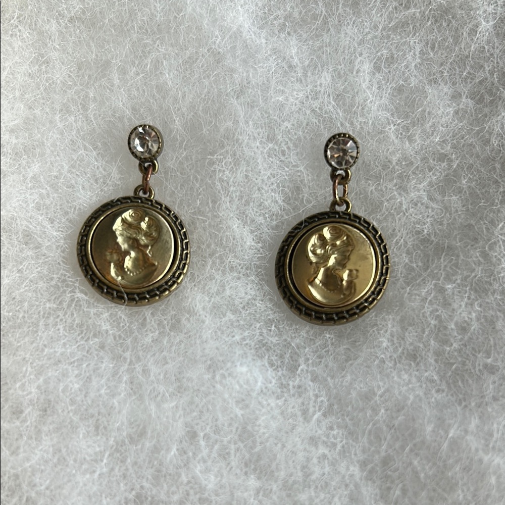 Vintage Gold Embossed Earrings